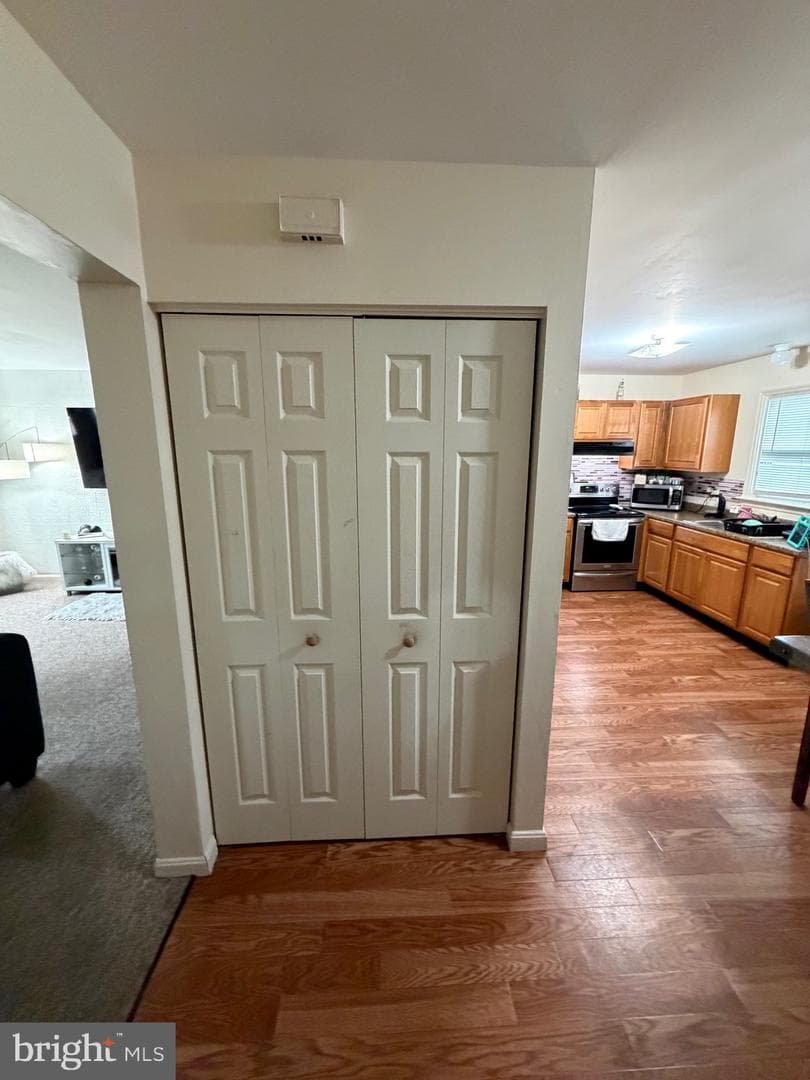 698 Topaz Drive photo 13