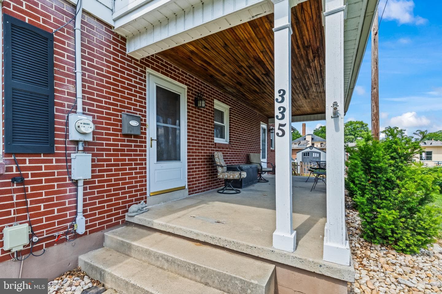 335 N 6th Street photo 5