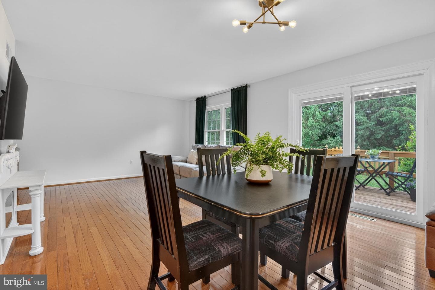 4072 Laurel Lane photo 18