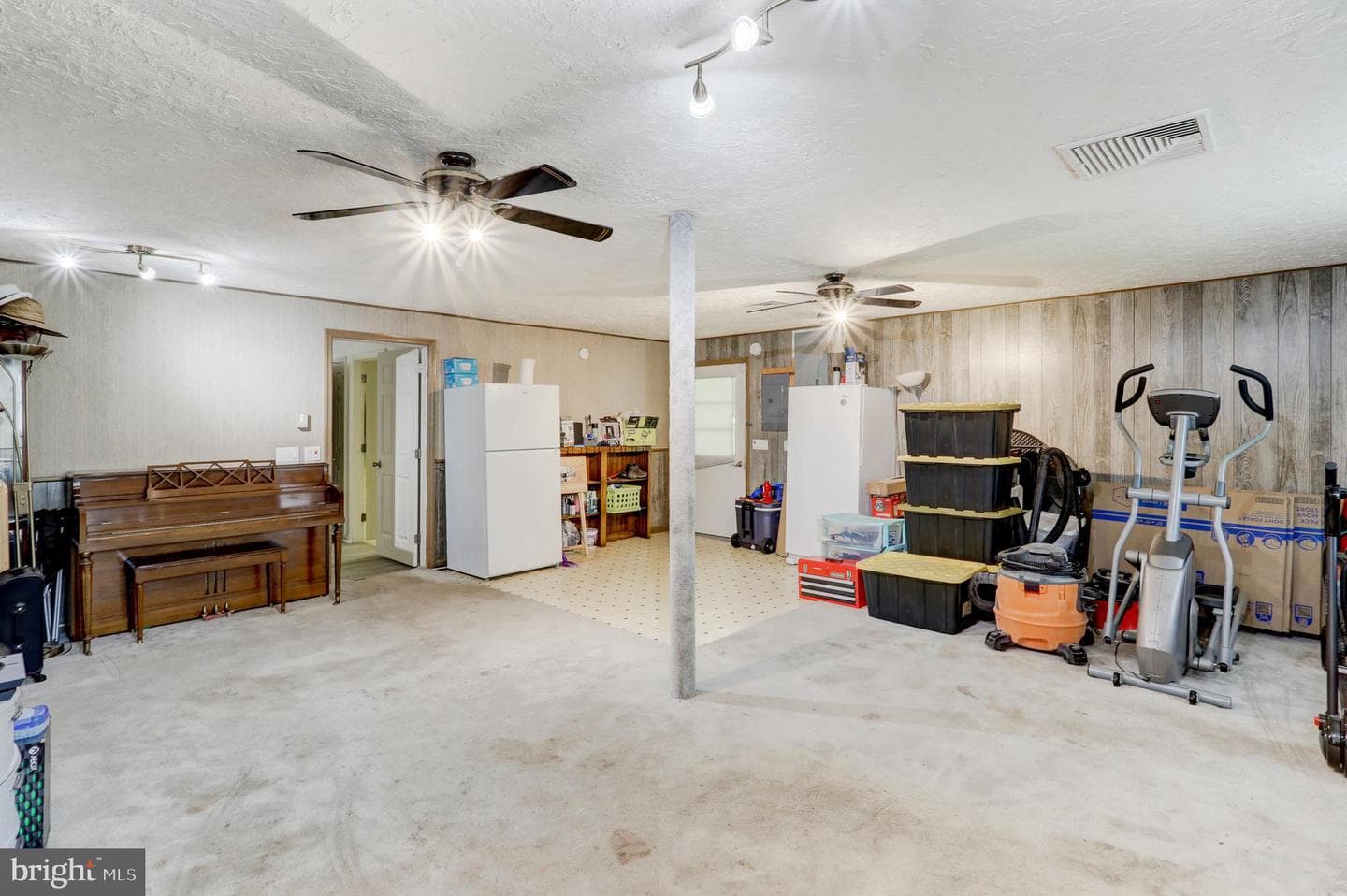 539 N Lime Street photo 41