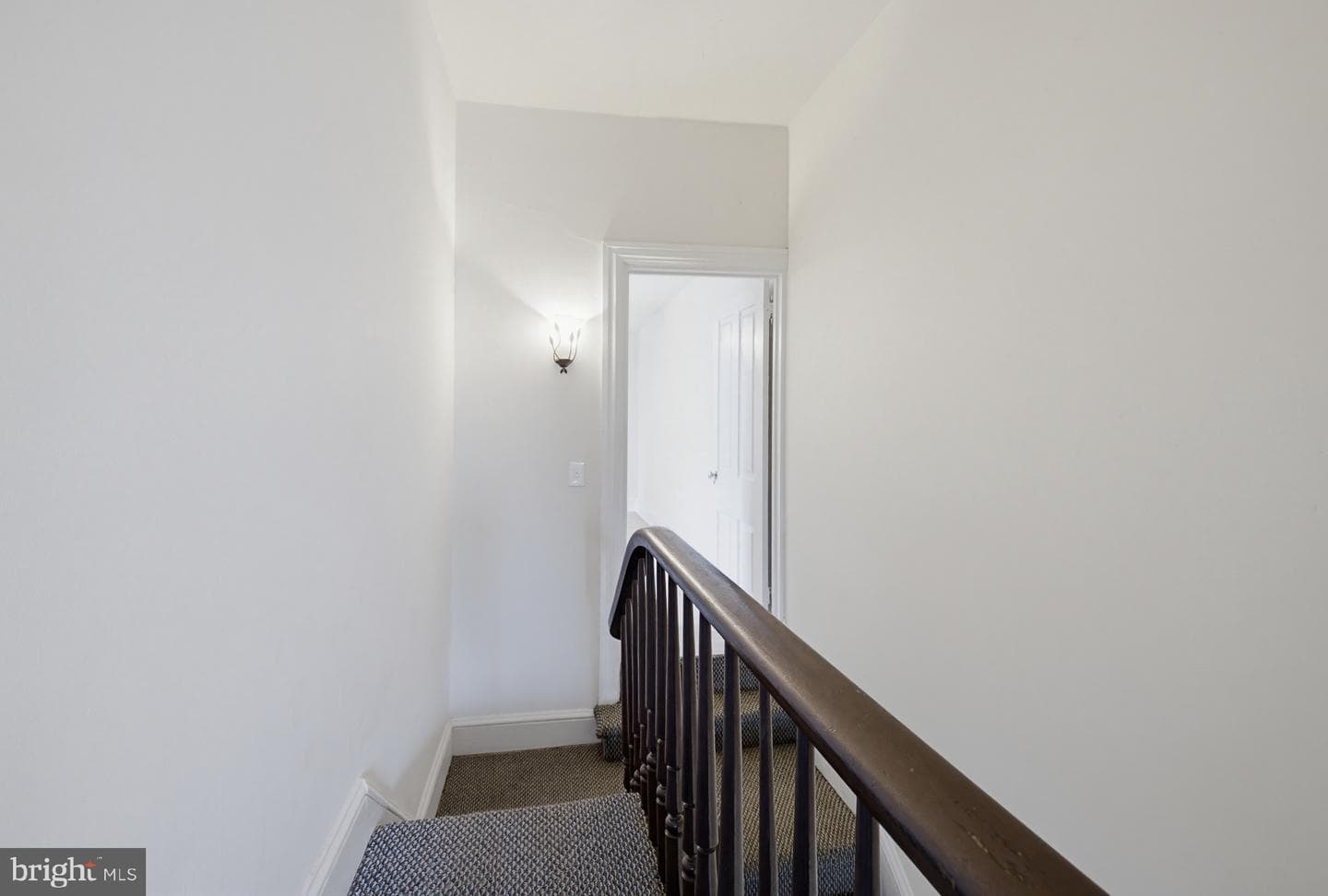556 W Orange Street photo 37