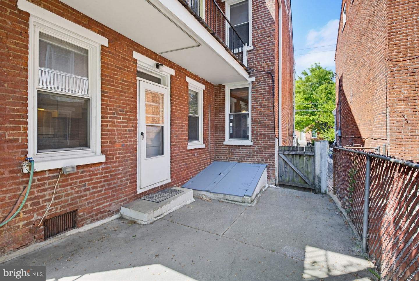 556 W Orange Street photo 45