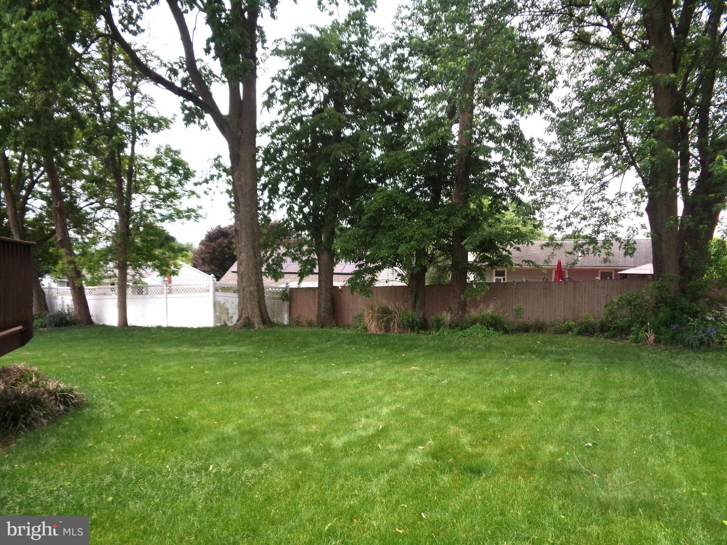 326 Barberry Drive photo 2