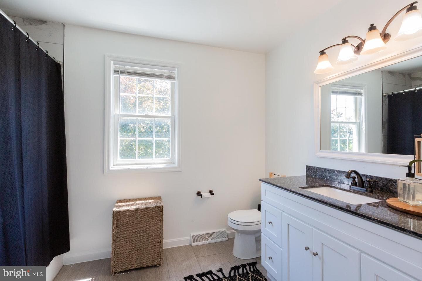 26 Apricot Avenue photo 41