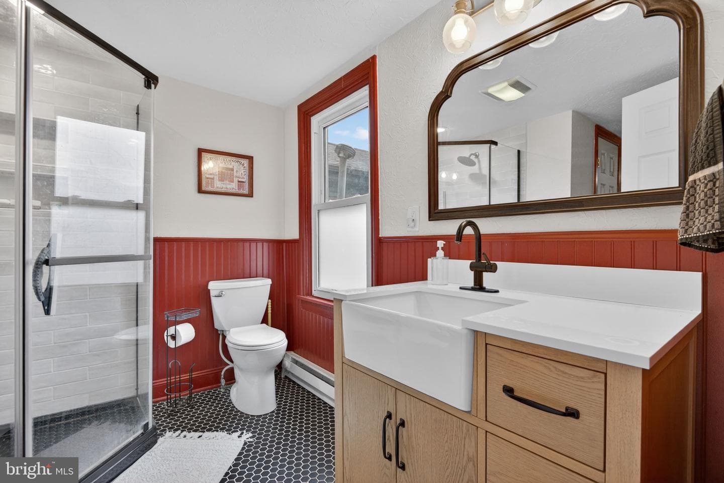 675 E Market Street photo 17