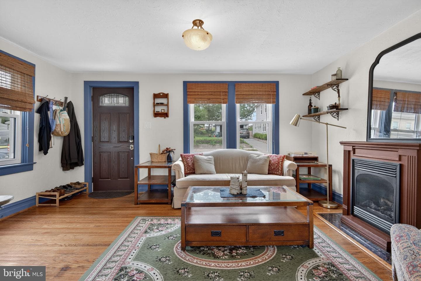 675 E Market Street photo 6
