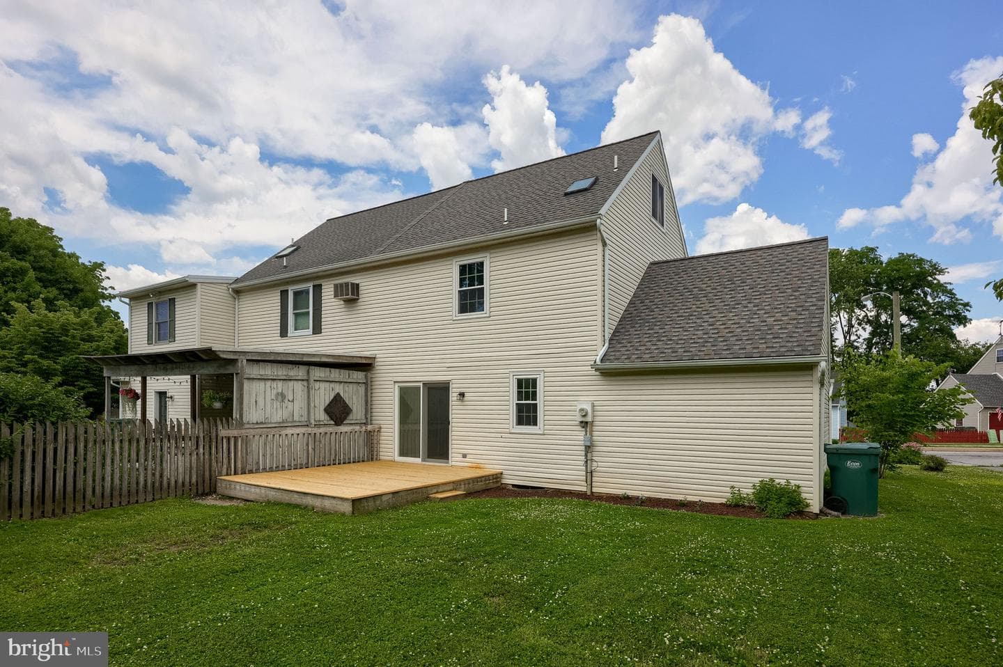 14 Hemlock Lane, Strasburg