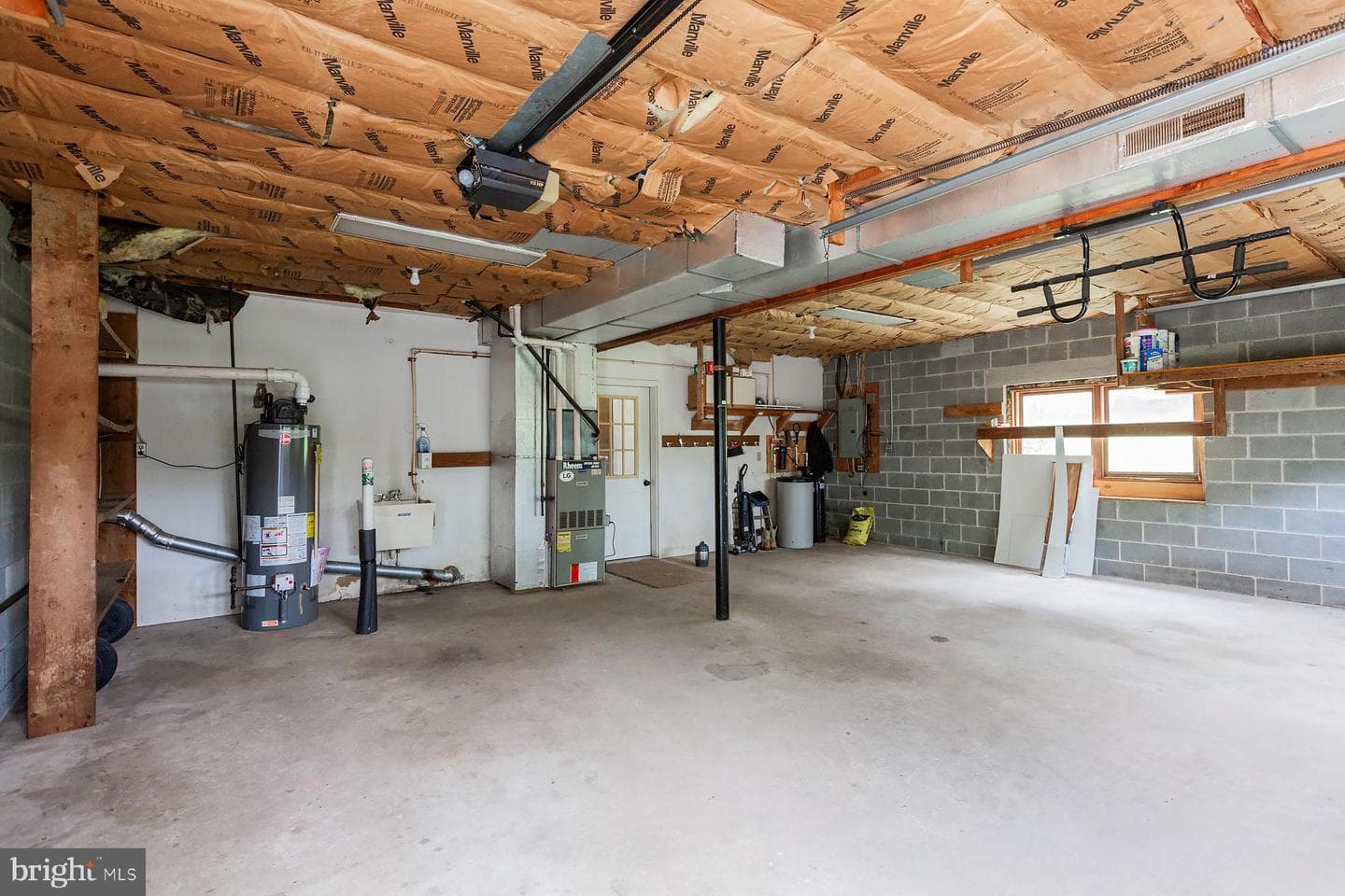 3 Apache Lane photo 37