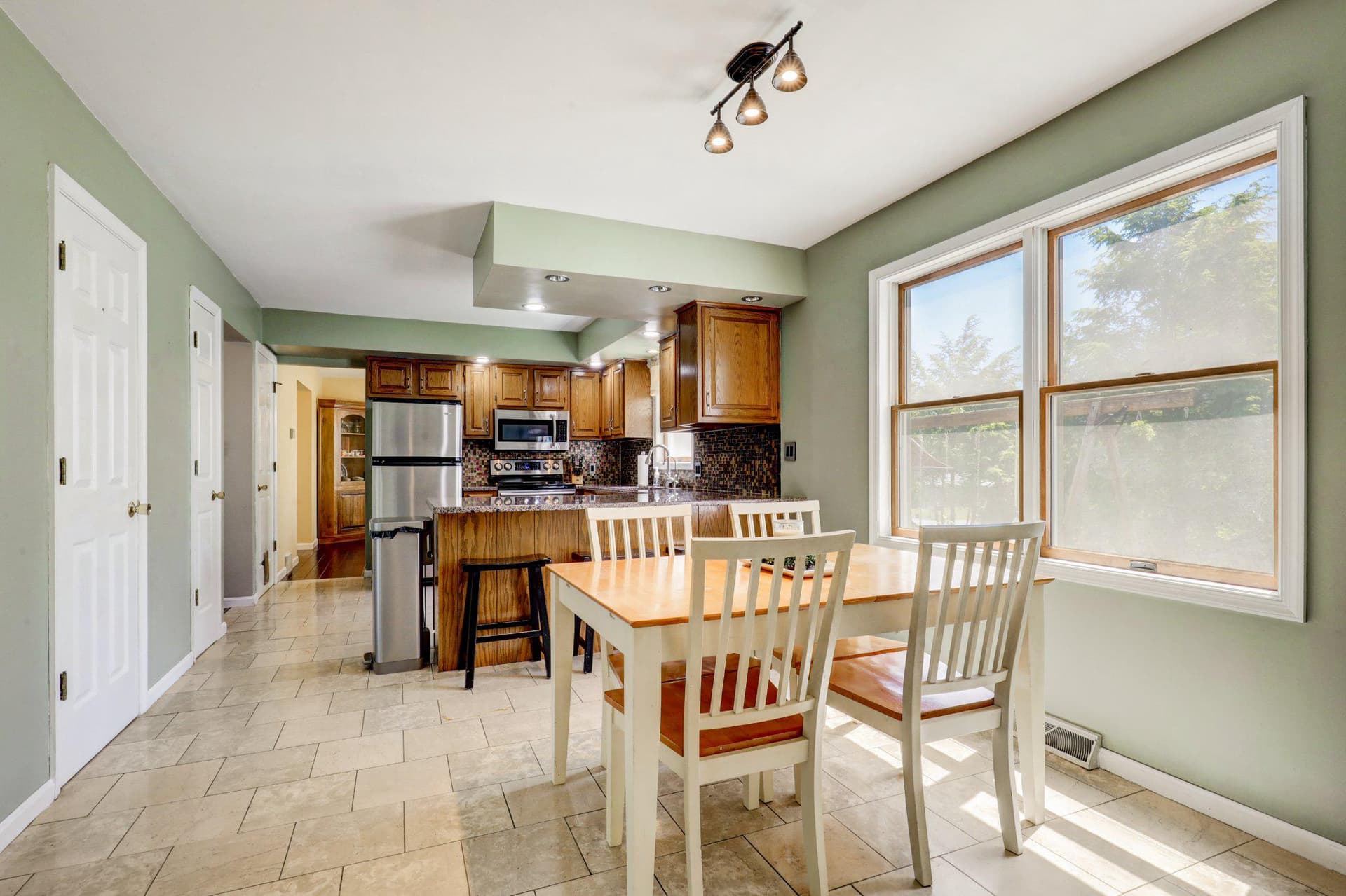 2 Mockingbird Drive photo 20