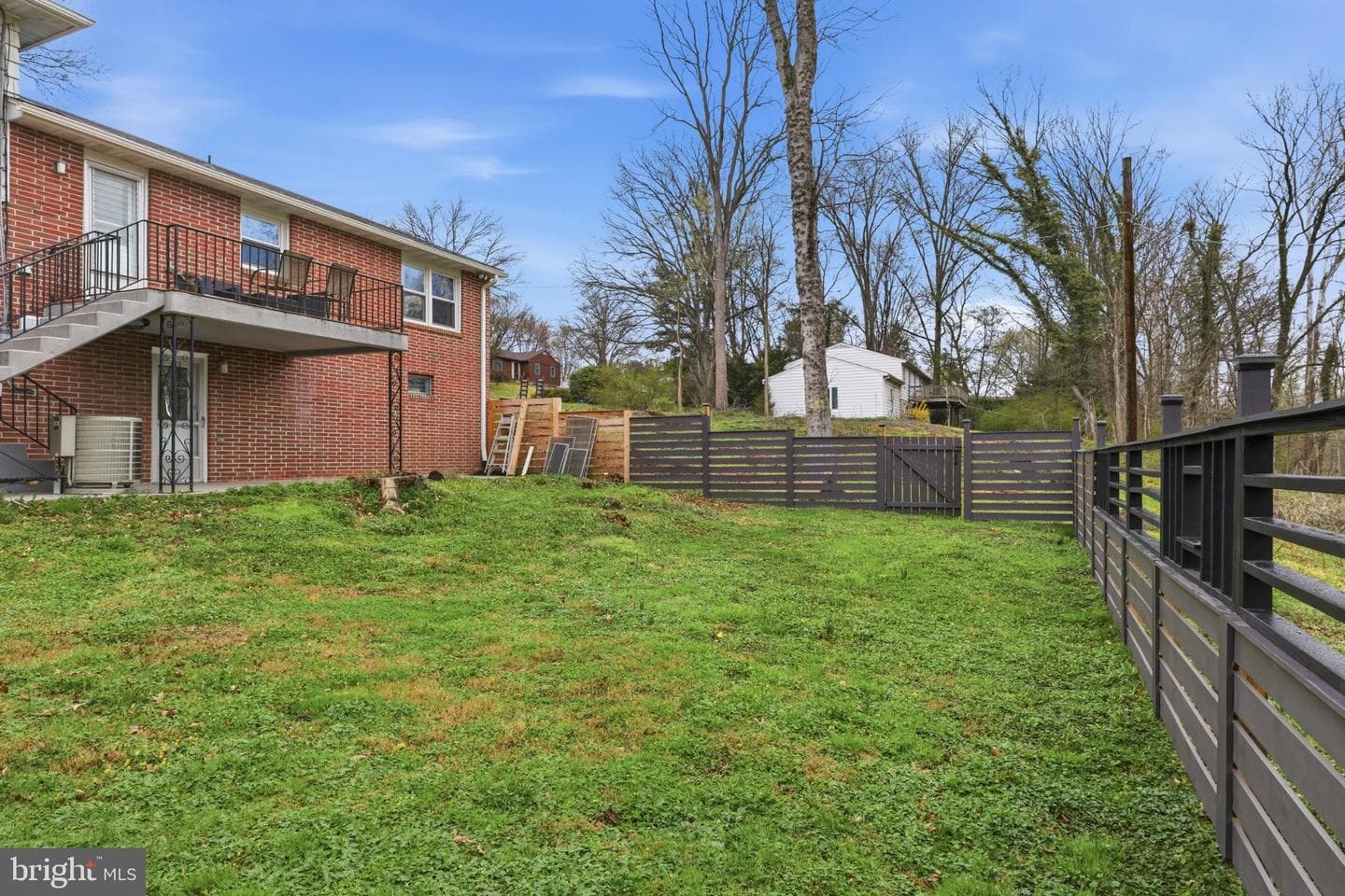 315 Conestoga Boulevard photo 43