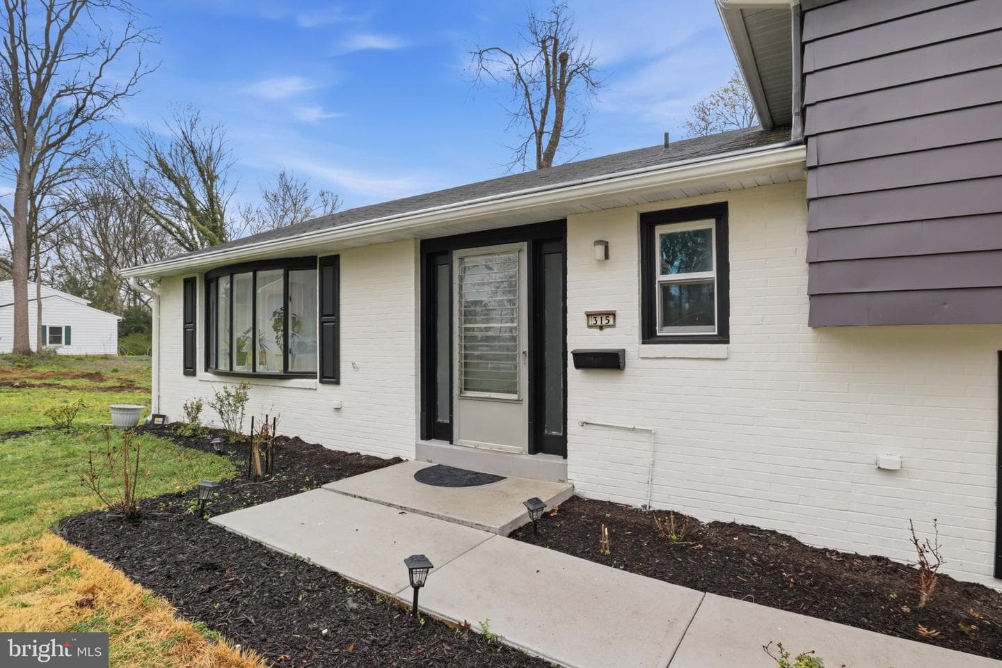 315 Conestoga Boulevard photo 5