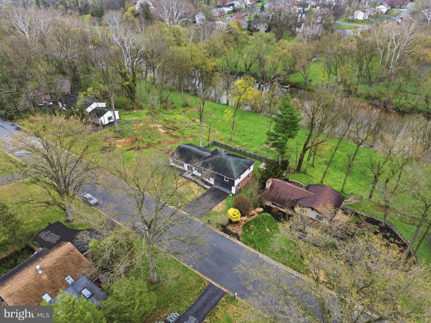 315 Conestoga Boulevard photo 55