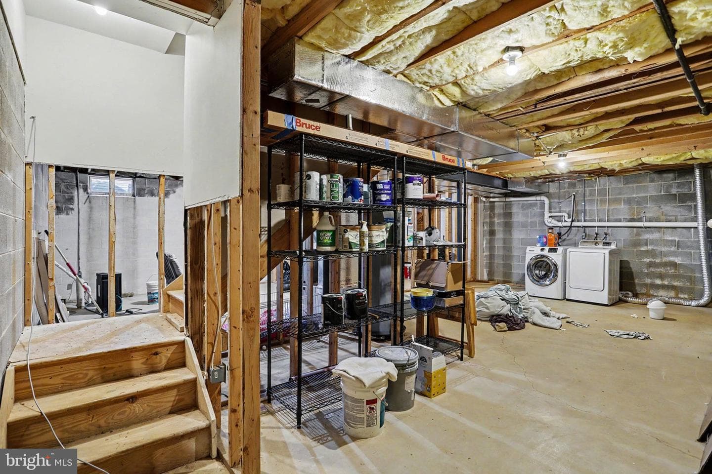 138 N River Street photo 24