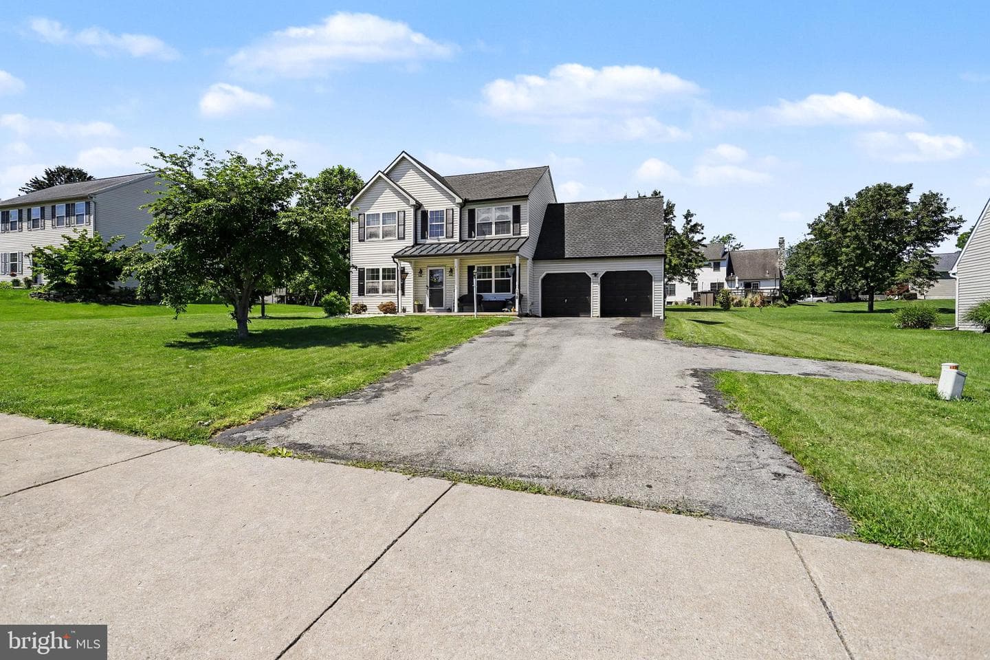 138 N River Street photo 4