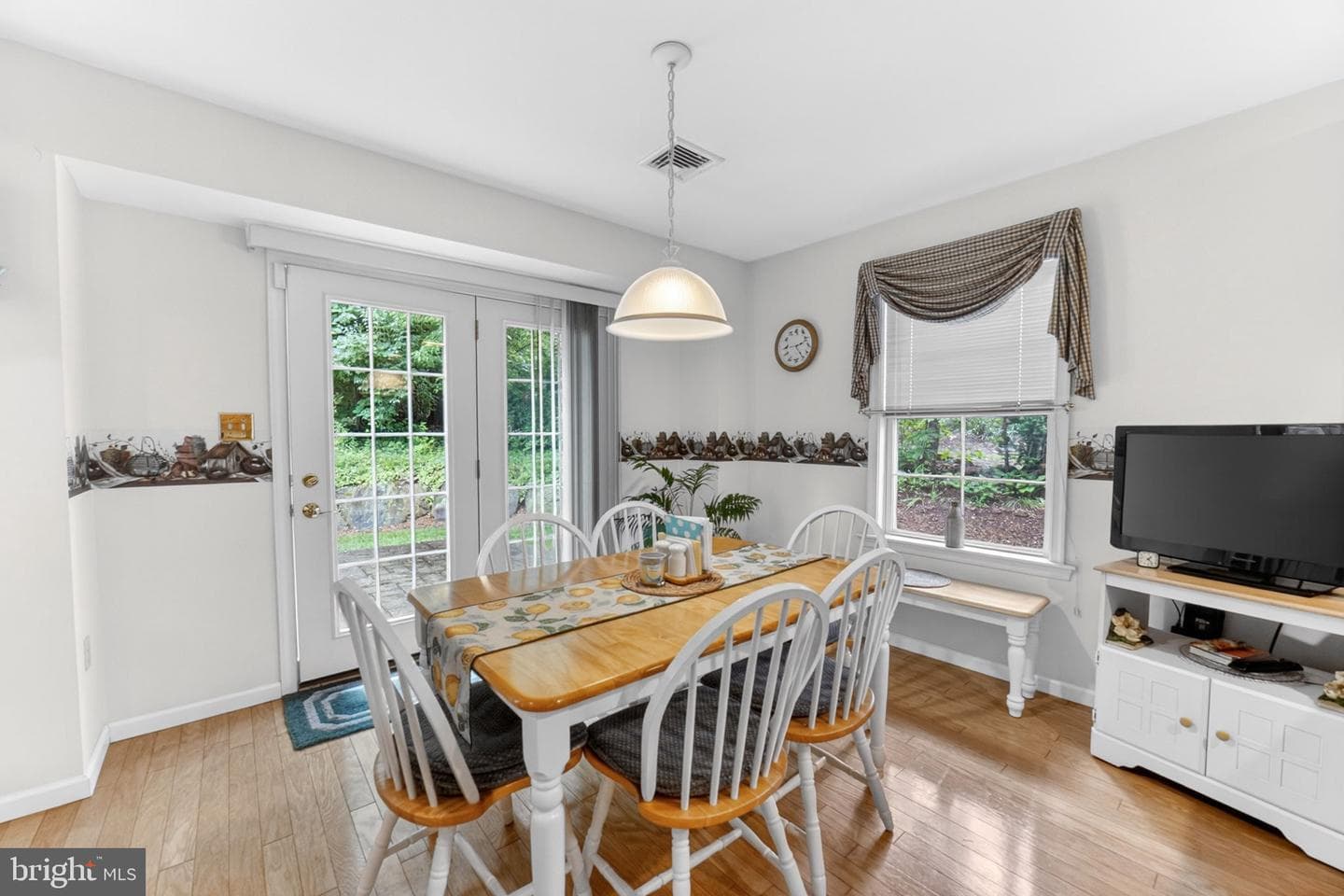 54 Coopers Way photo 13