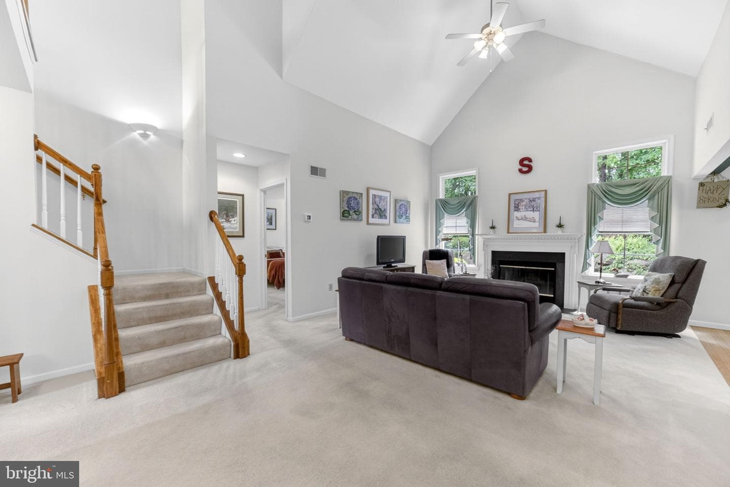 54 Coopers Way photo 6