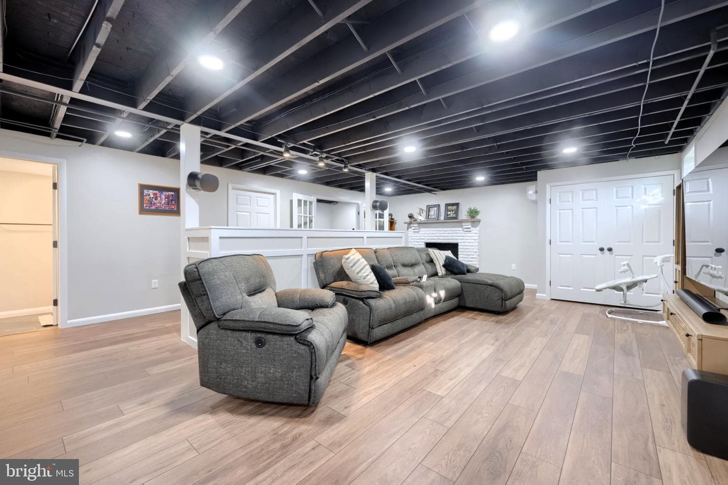 6358 River Road photo 29