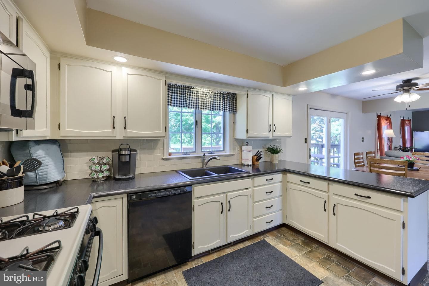 3474 Crystal Lane photo 18