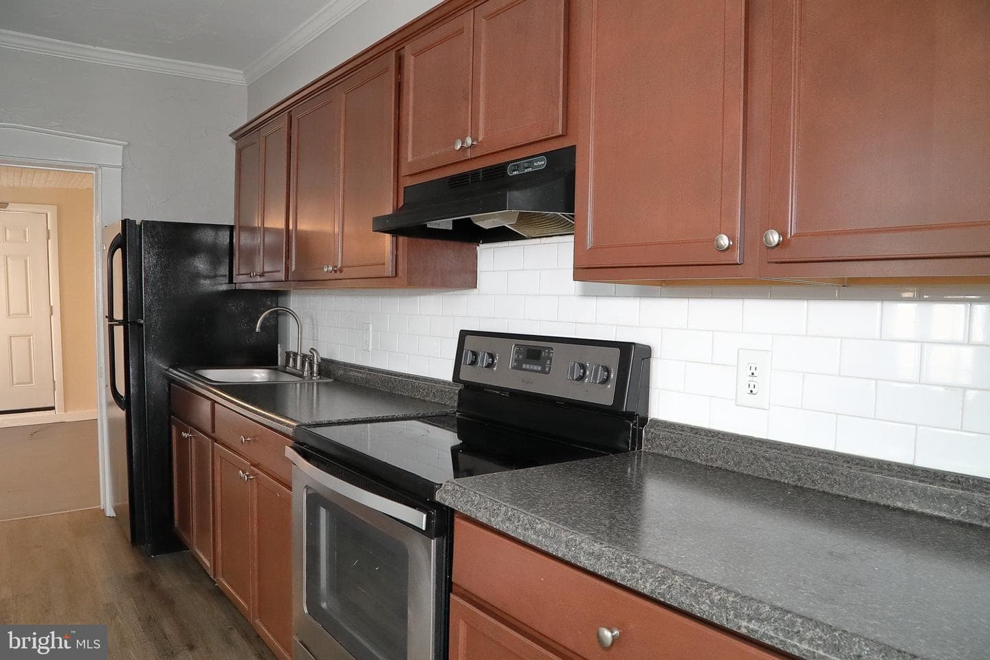 617 Saint Joseph Street photo 26