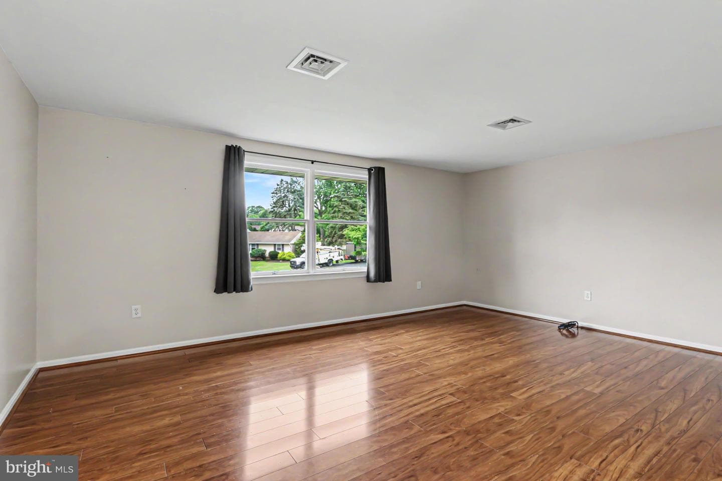 714 Kenton Road photo 5