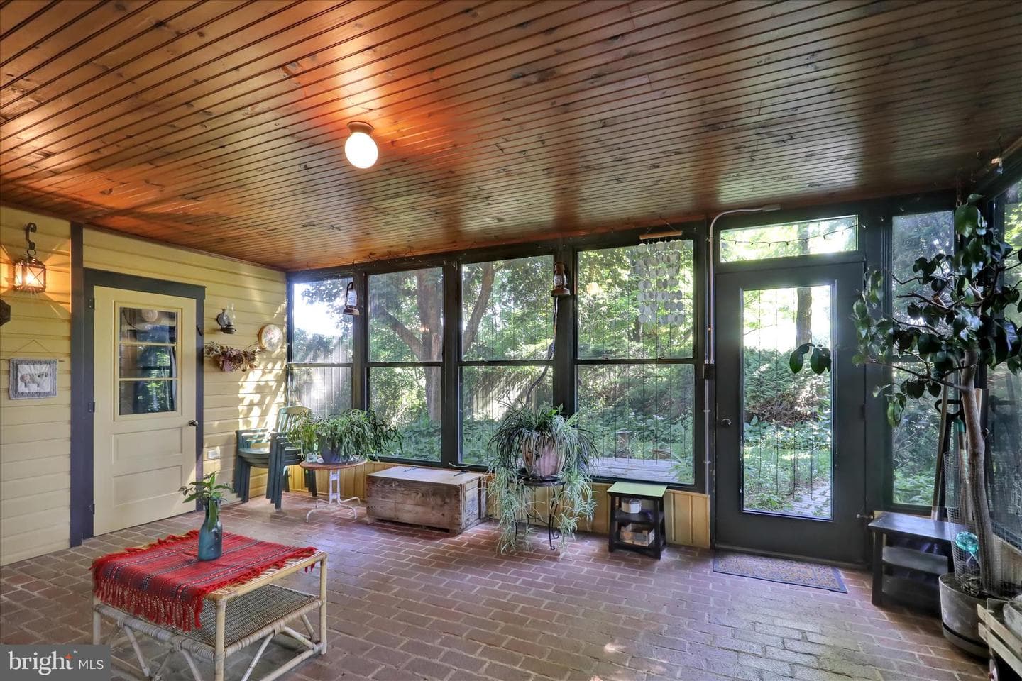 1095 Texter Mountain Road photo 10