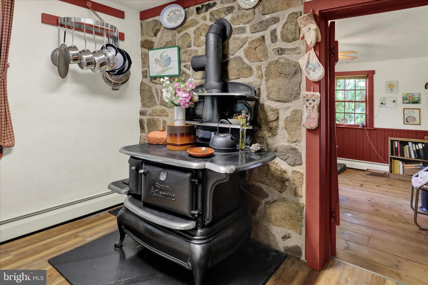 1095 Texter Mountain Road photo 16