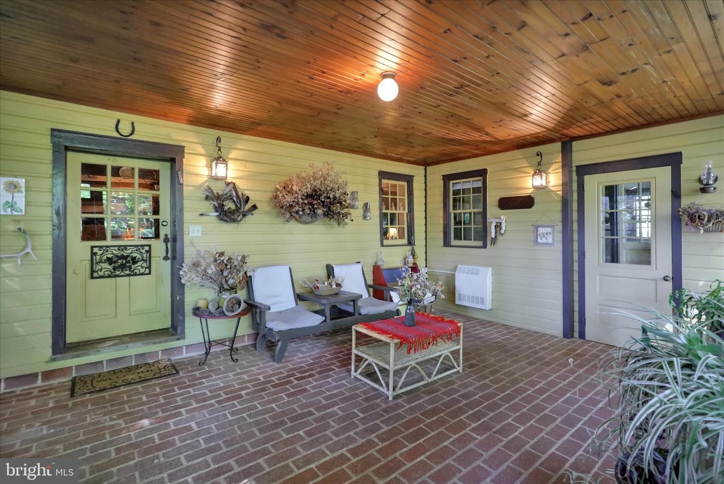 1095 Texter Mountain Road photo 8