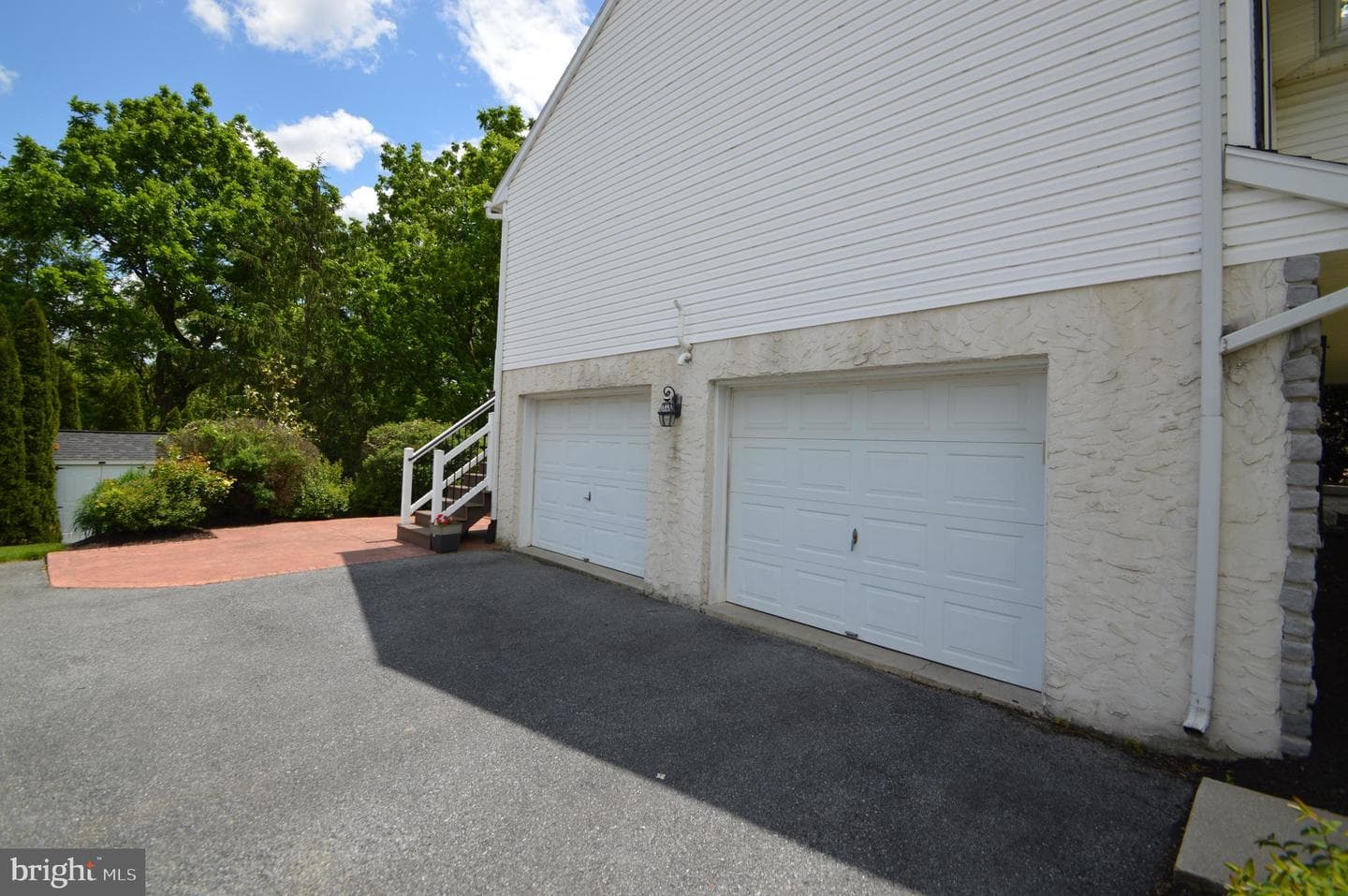 613 Mallard Drive photo 33