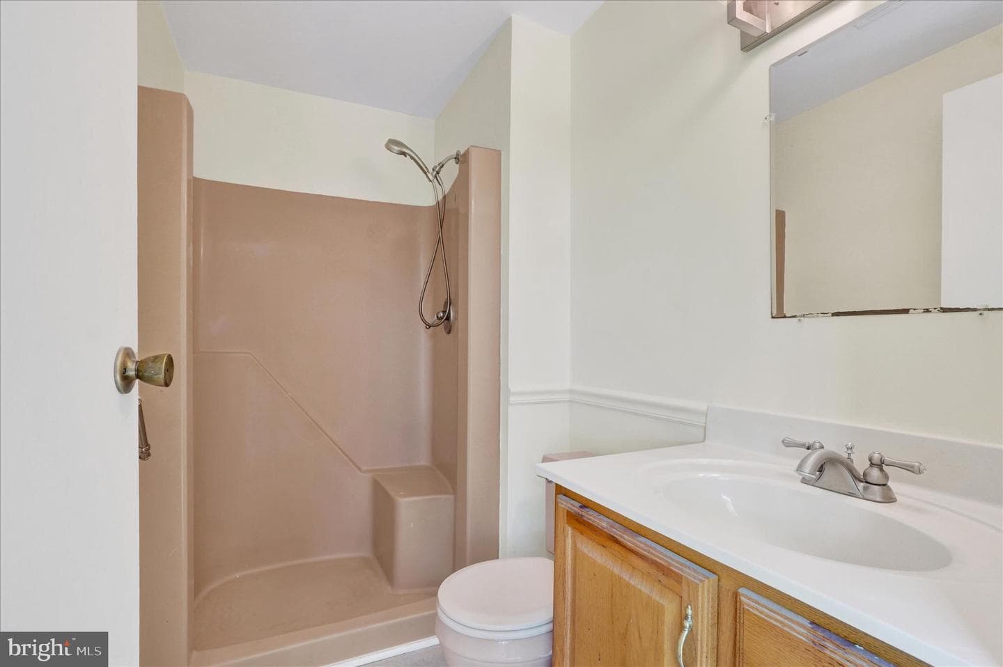 112 Nicholas Road photo 12