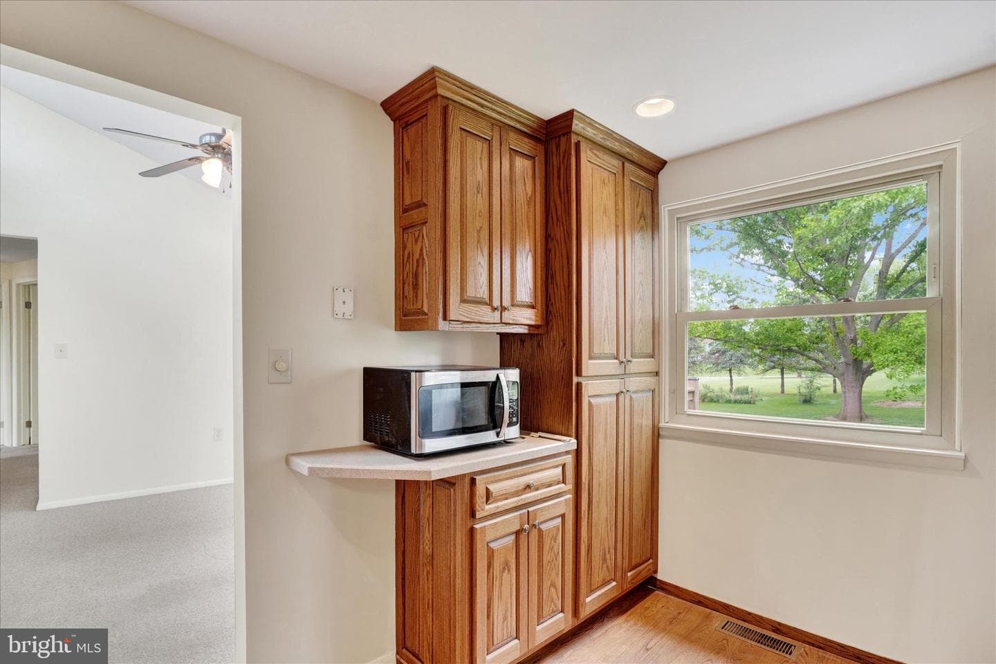 112 Nicholas Road photo 8