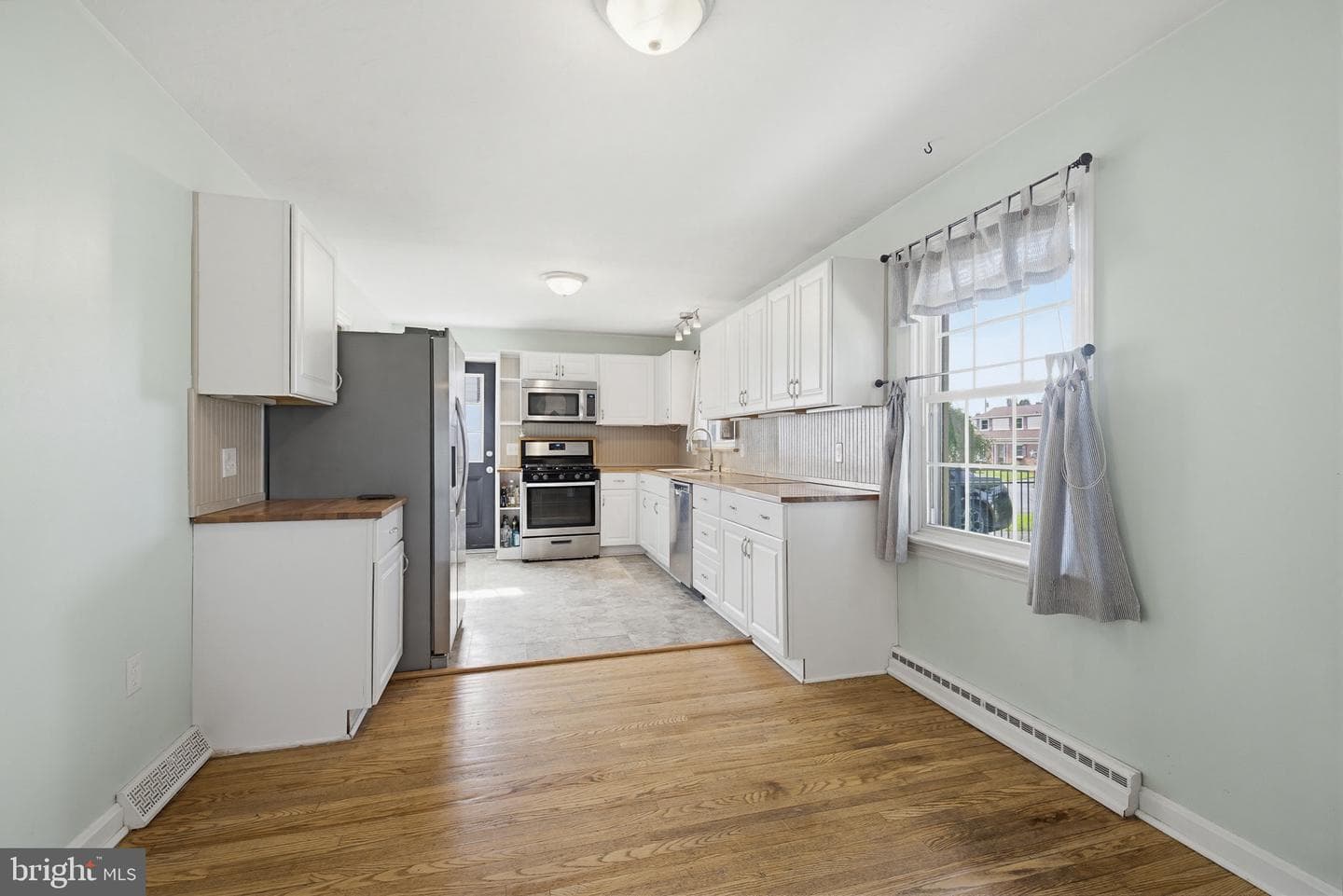2114 Shaaron Drive photo 10