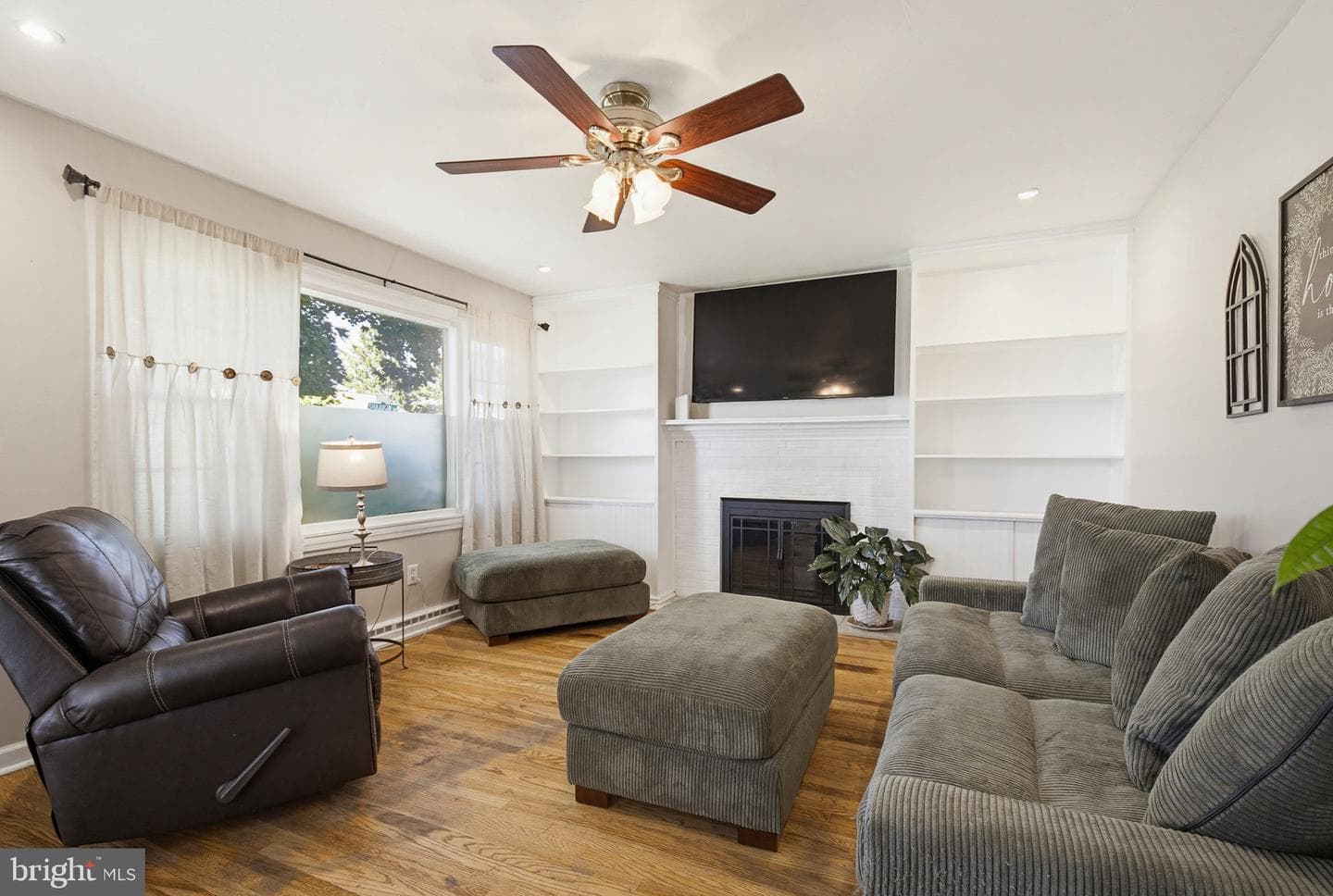 2114 Shaaron Drive photo 6