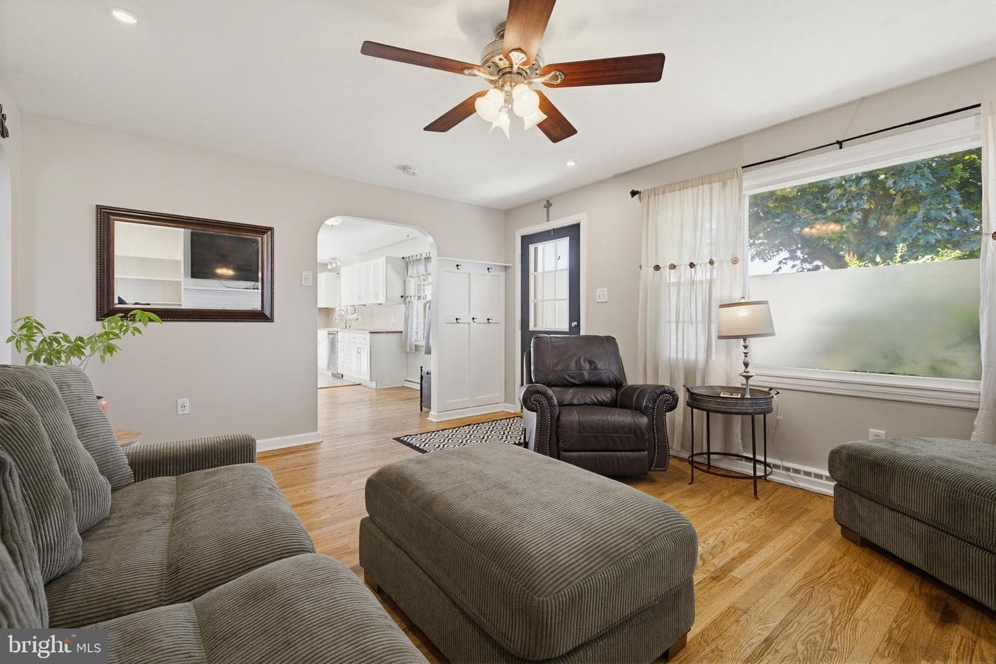 2114 Shaaron Drive photo 8