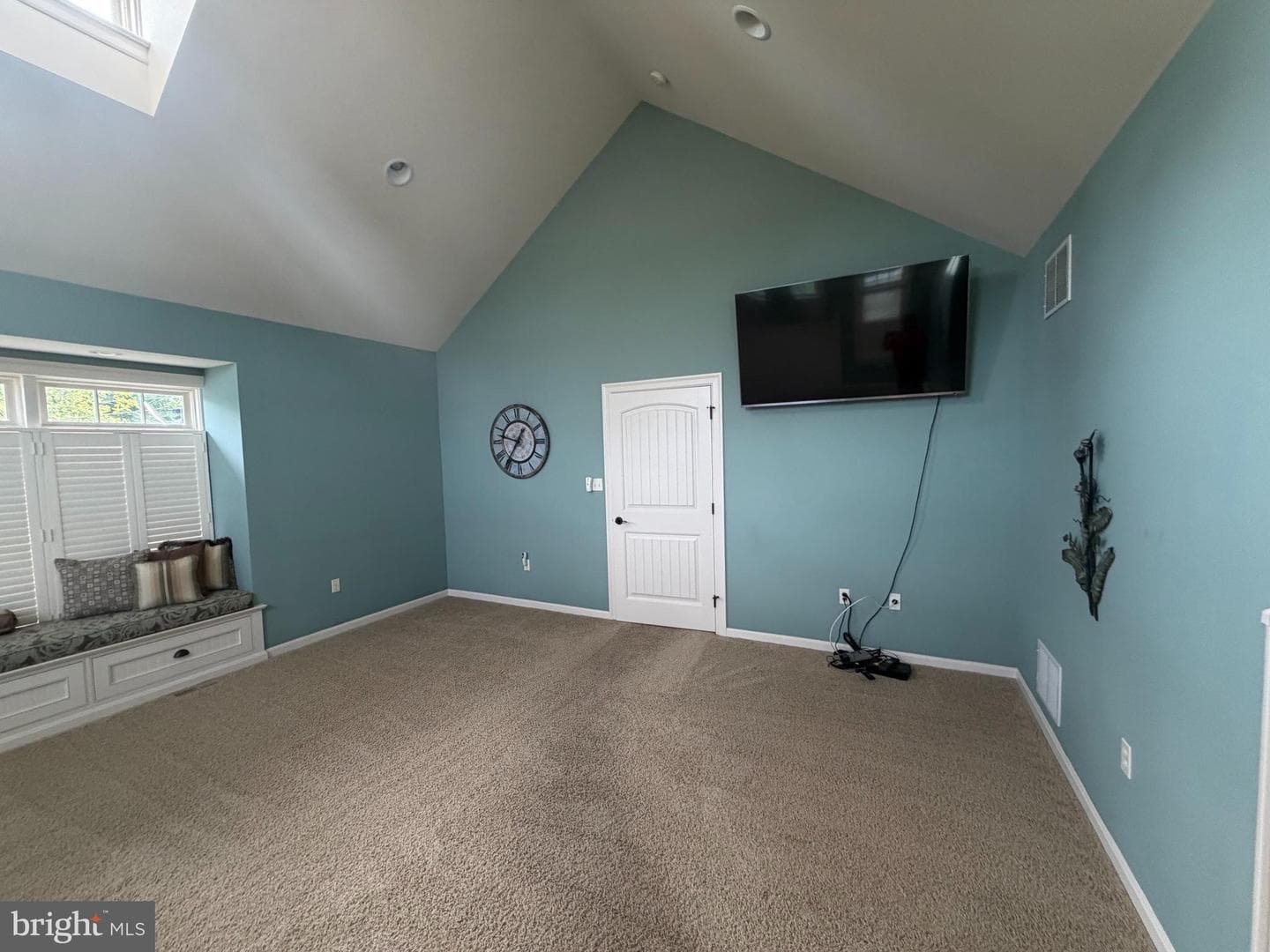 957 Mondale Road photo 43