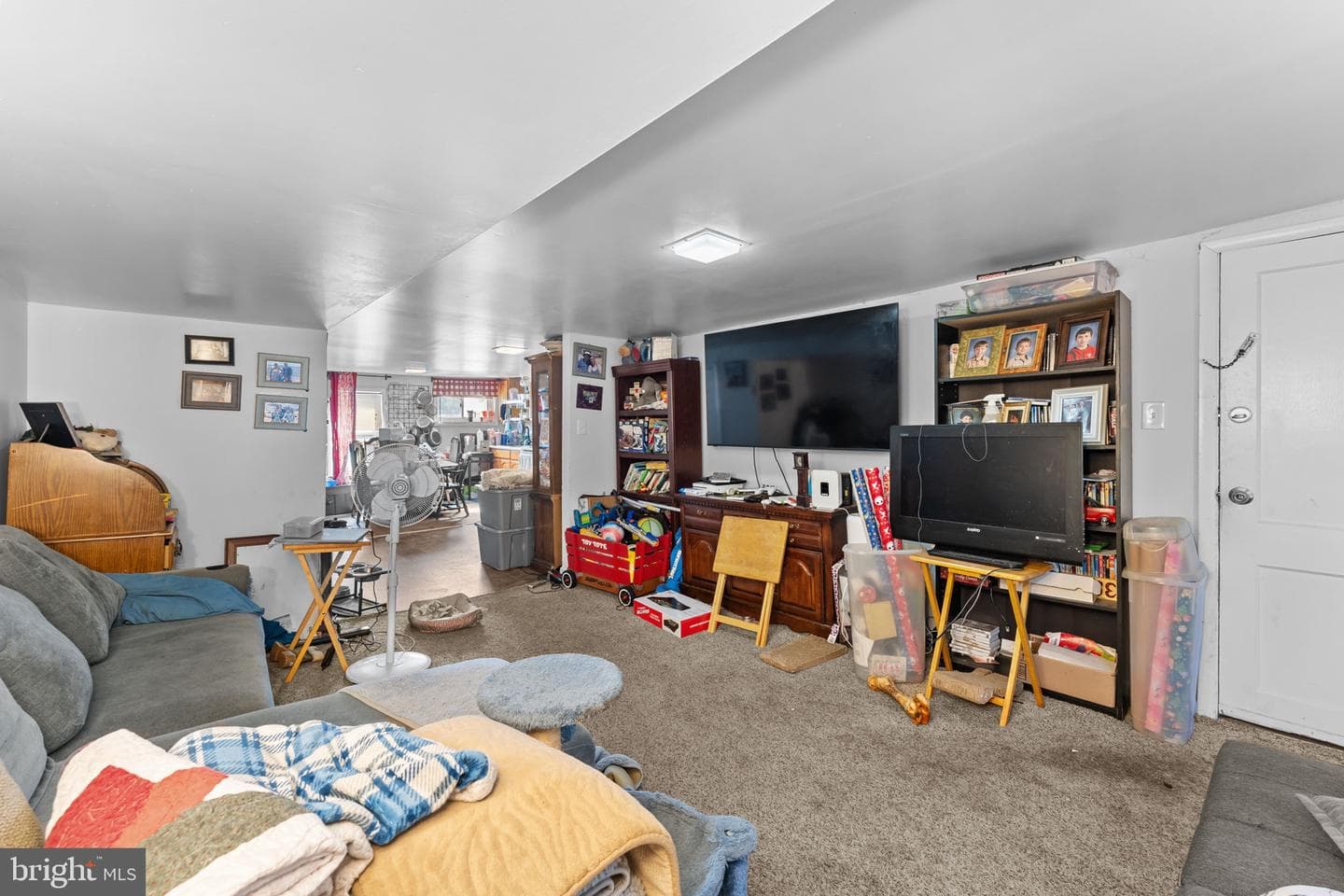 1278 Reading Rd photo 4