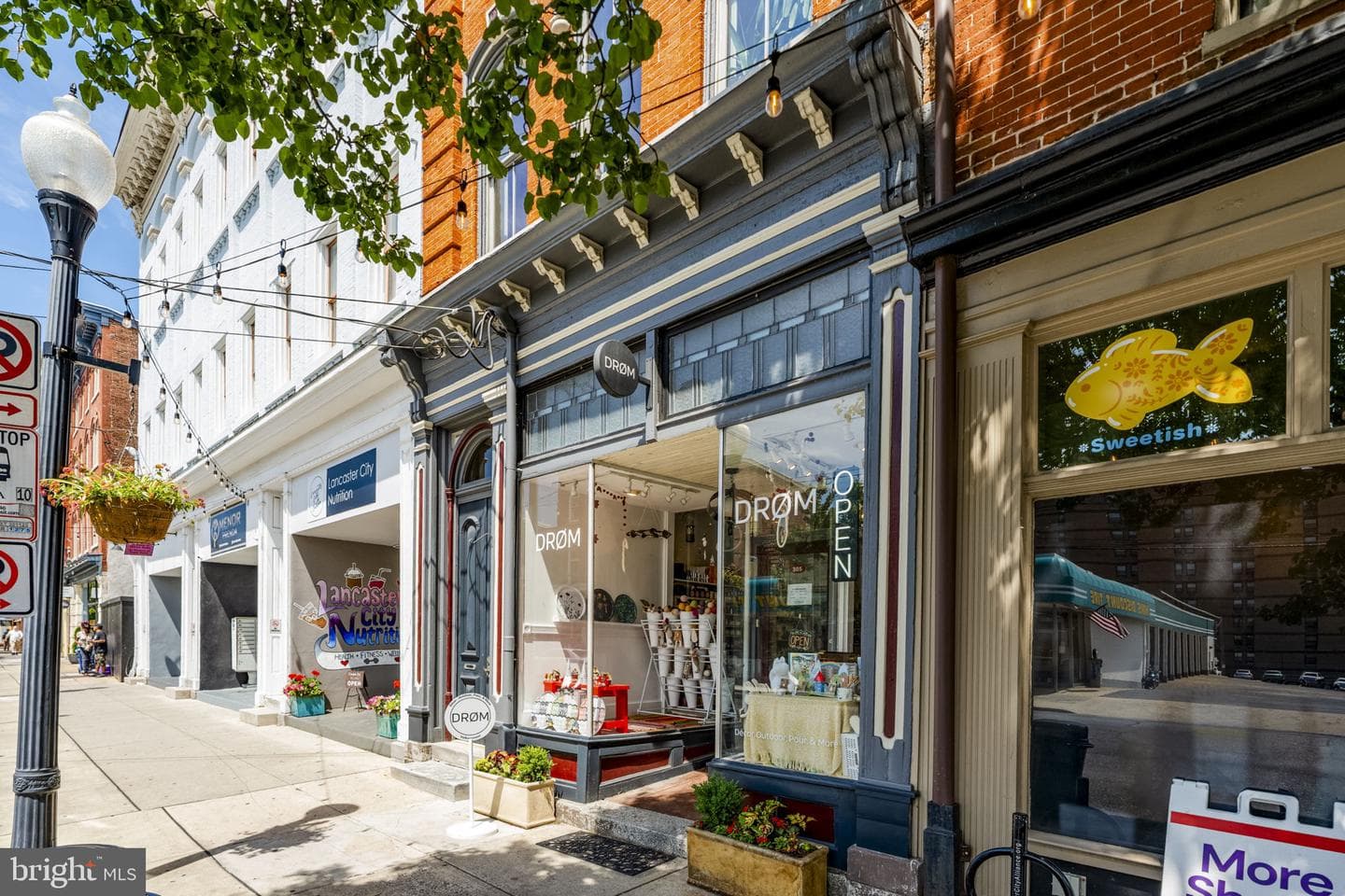 305 N Queen Street photo 50