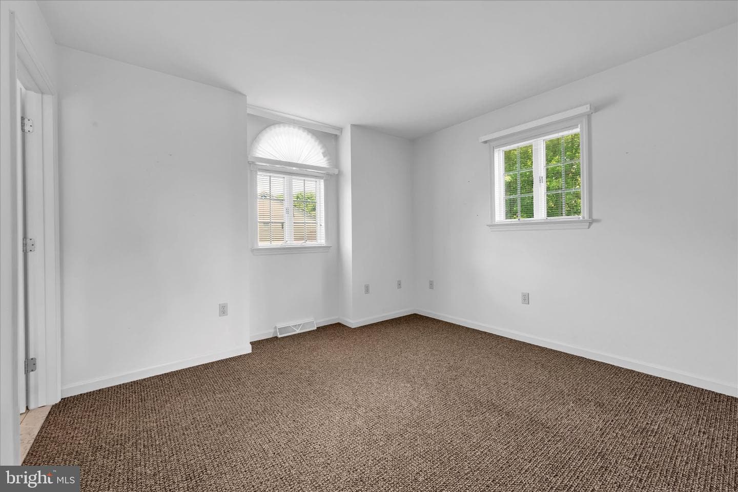 211 Black Oak Drive photo 16