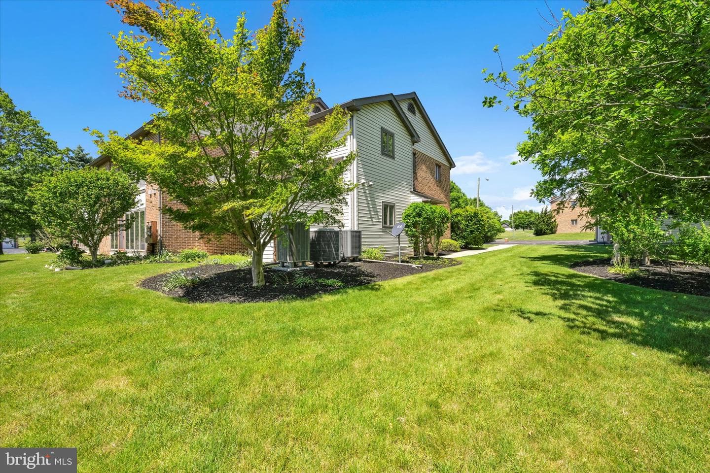 211 Black Oak Drive photo 27