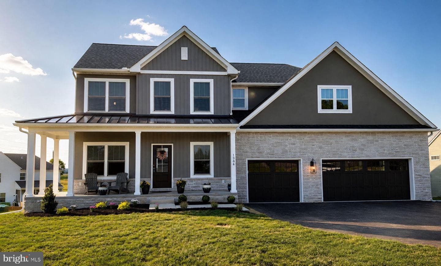 1584 Harrisburg Avenue, Mount Joy
