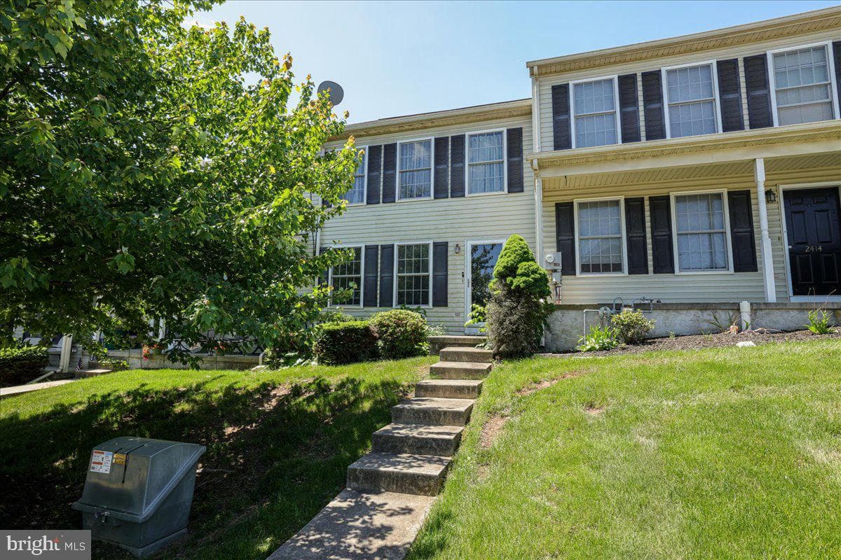 2412 Rob Drive photo 1