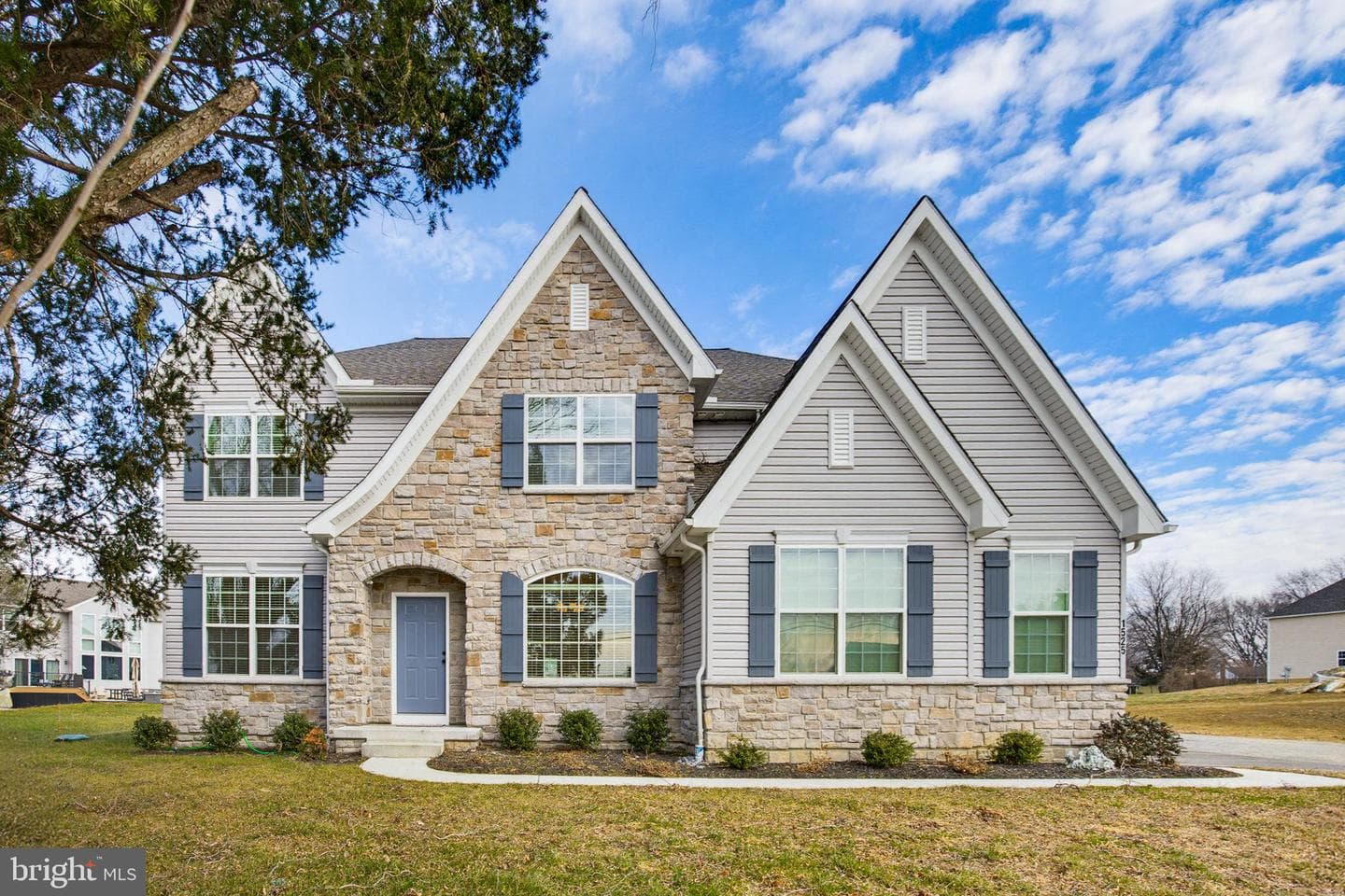 1525 Village Road, Strasburg