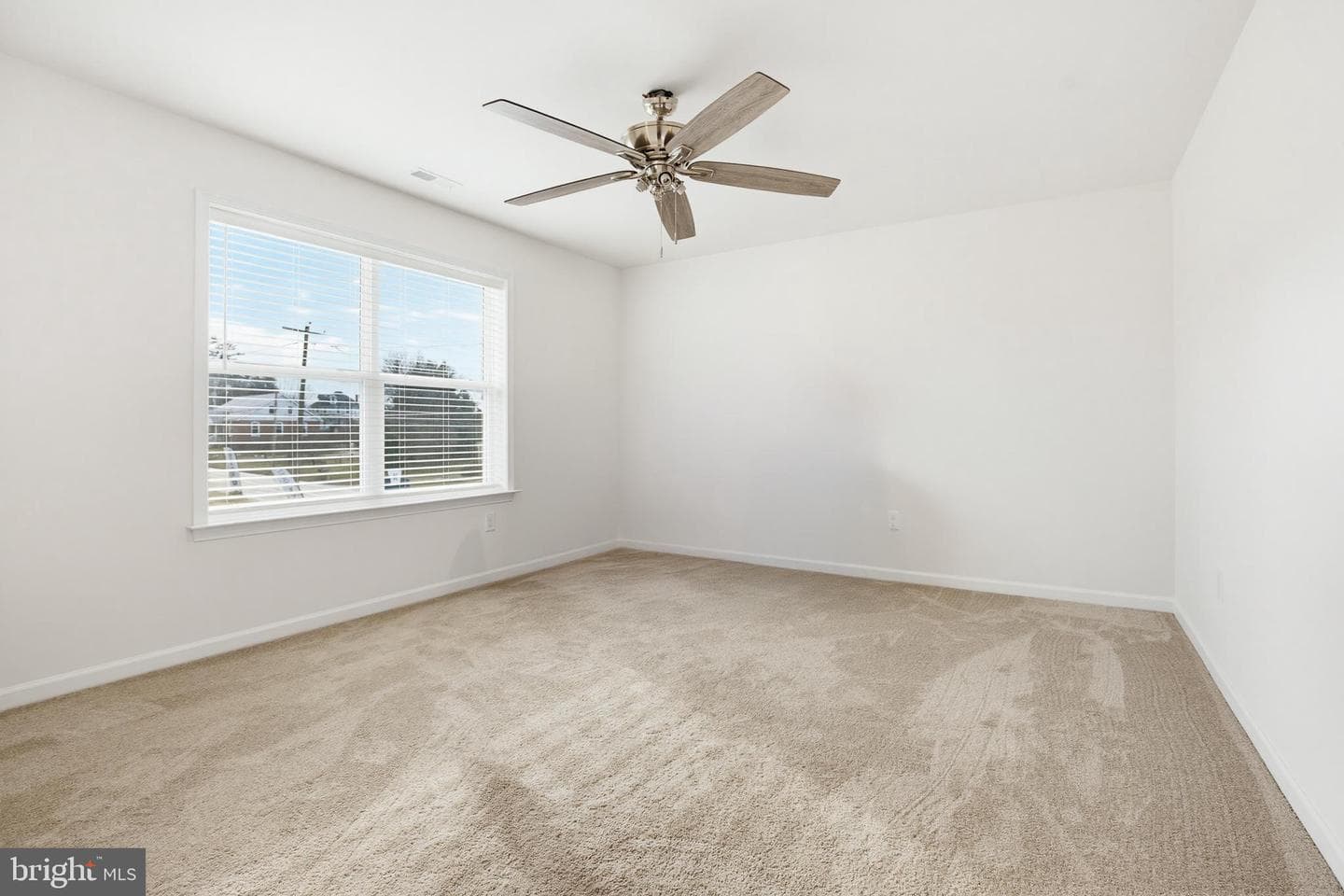 1525 Village Road photo 42