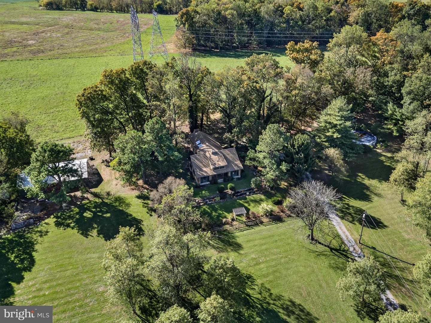 140 Arcadia Trace photo 3