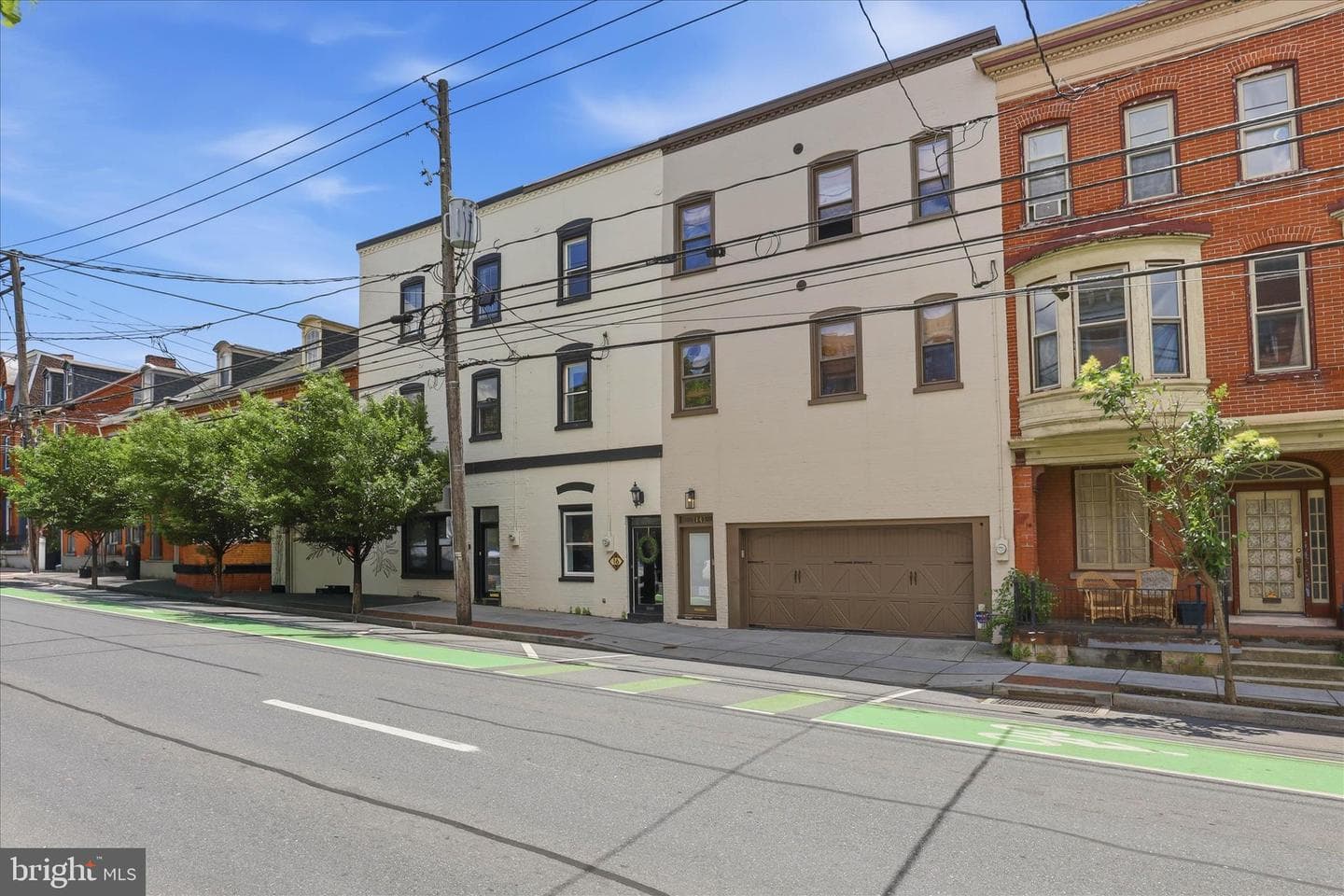 16 E Walnut Street, Lancaster