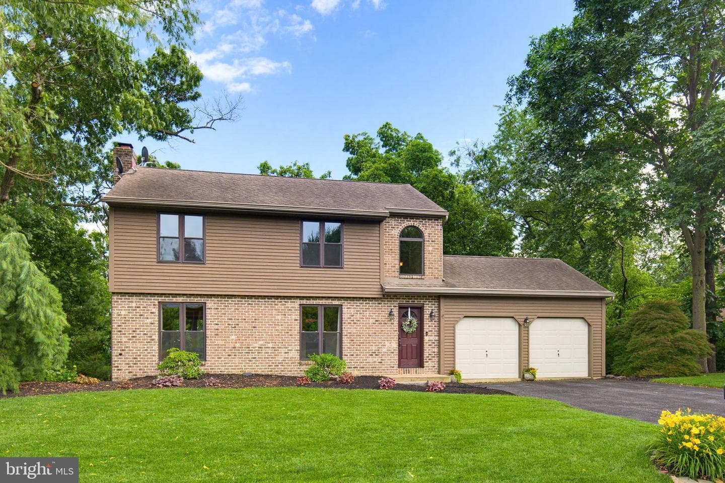 3885 Sterling Way, Columbia