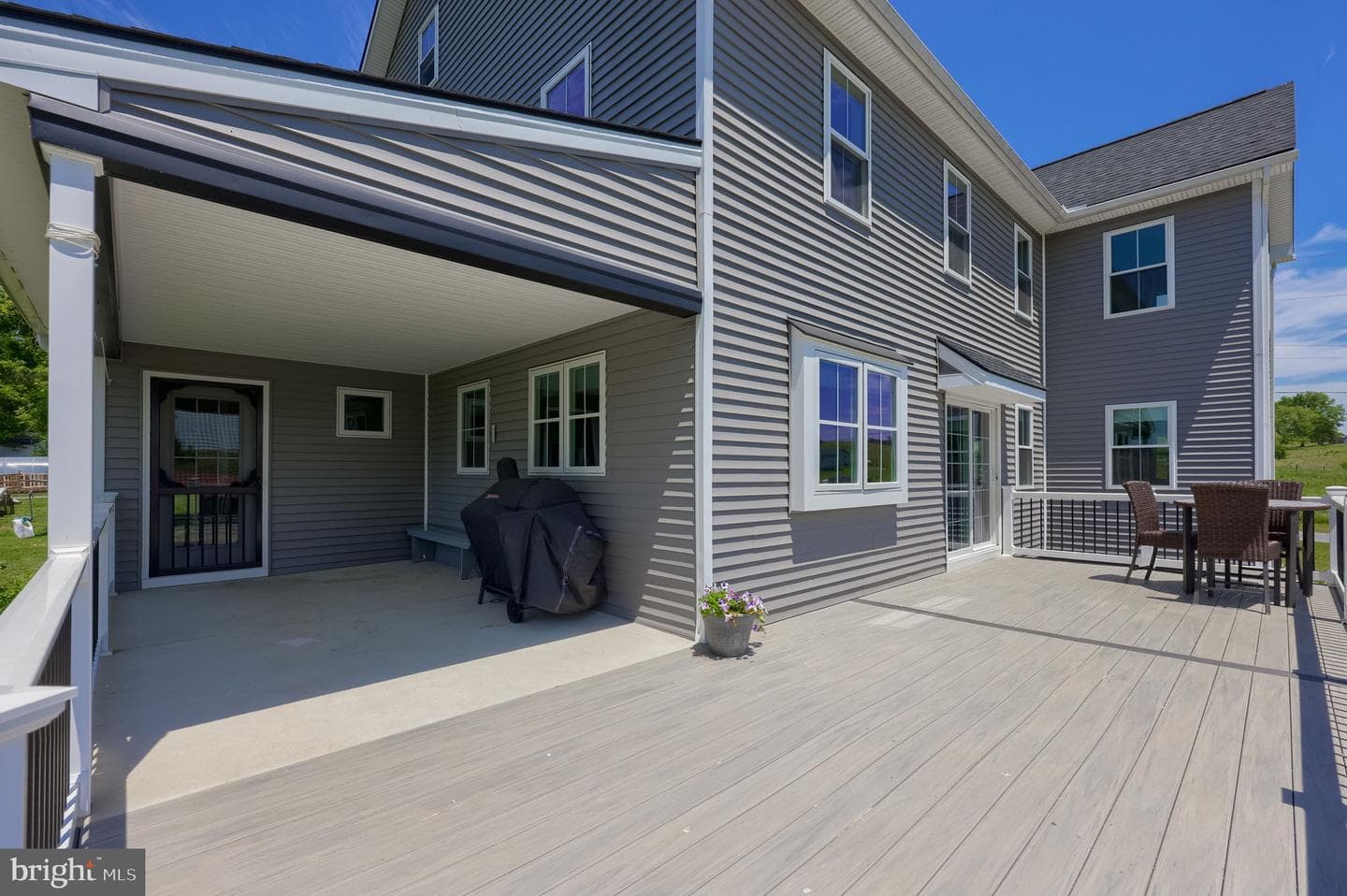 212 Cedar Drive photo 3
