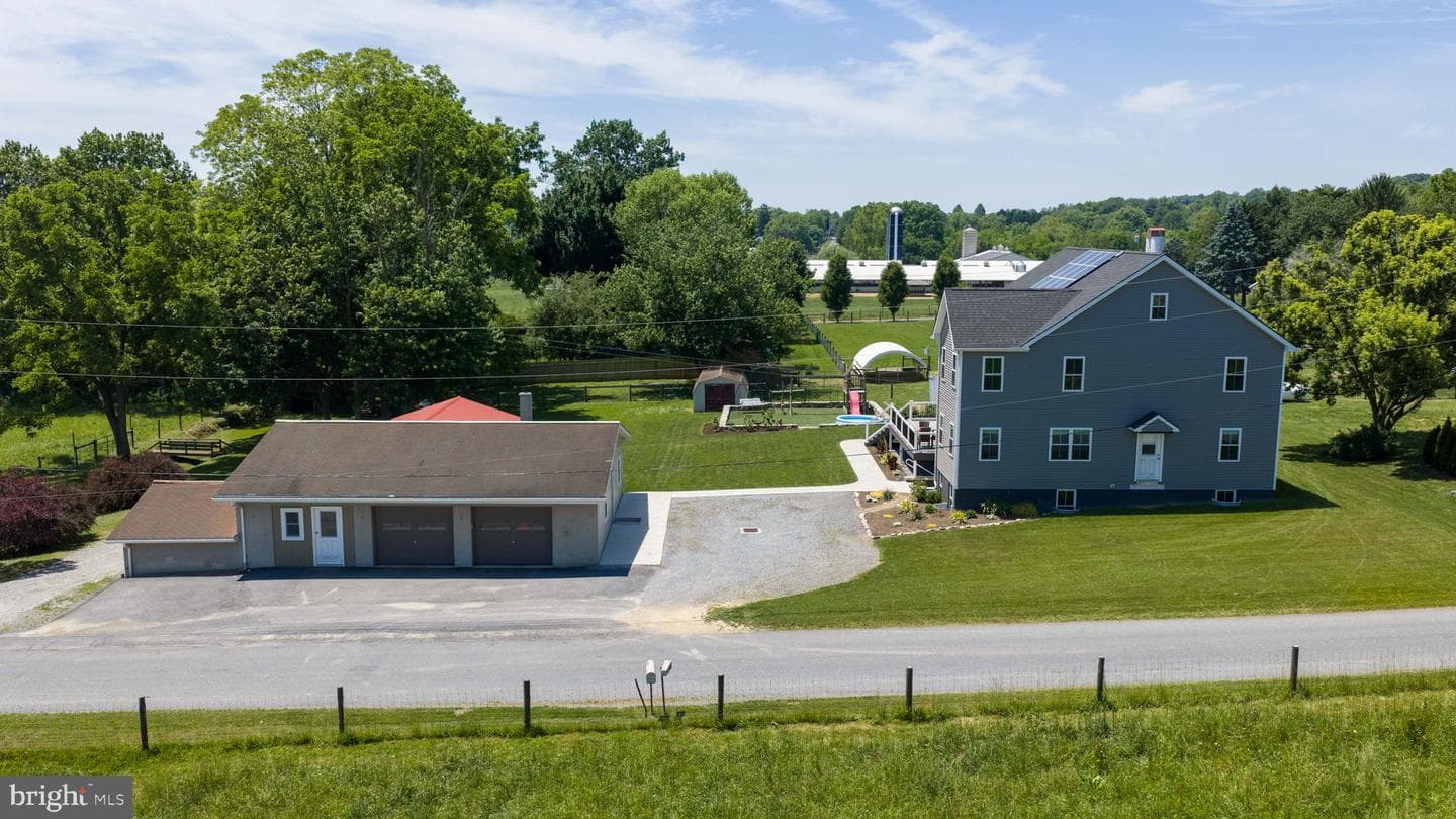 212 Cedar Drive photo 42