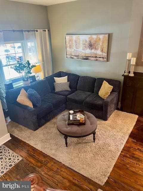 441 N Queen Street photo 13
