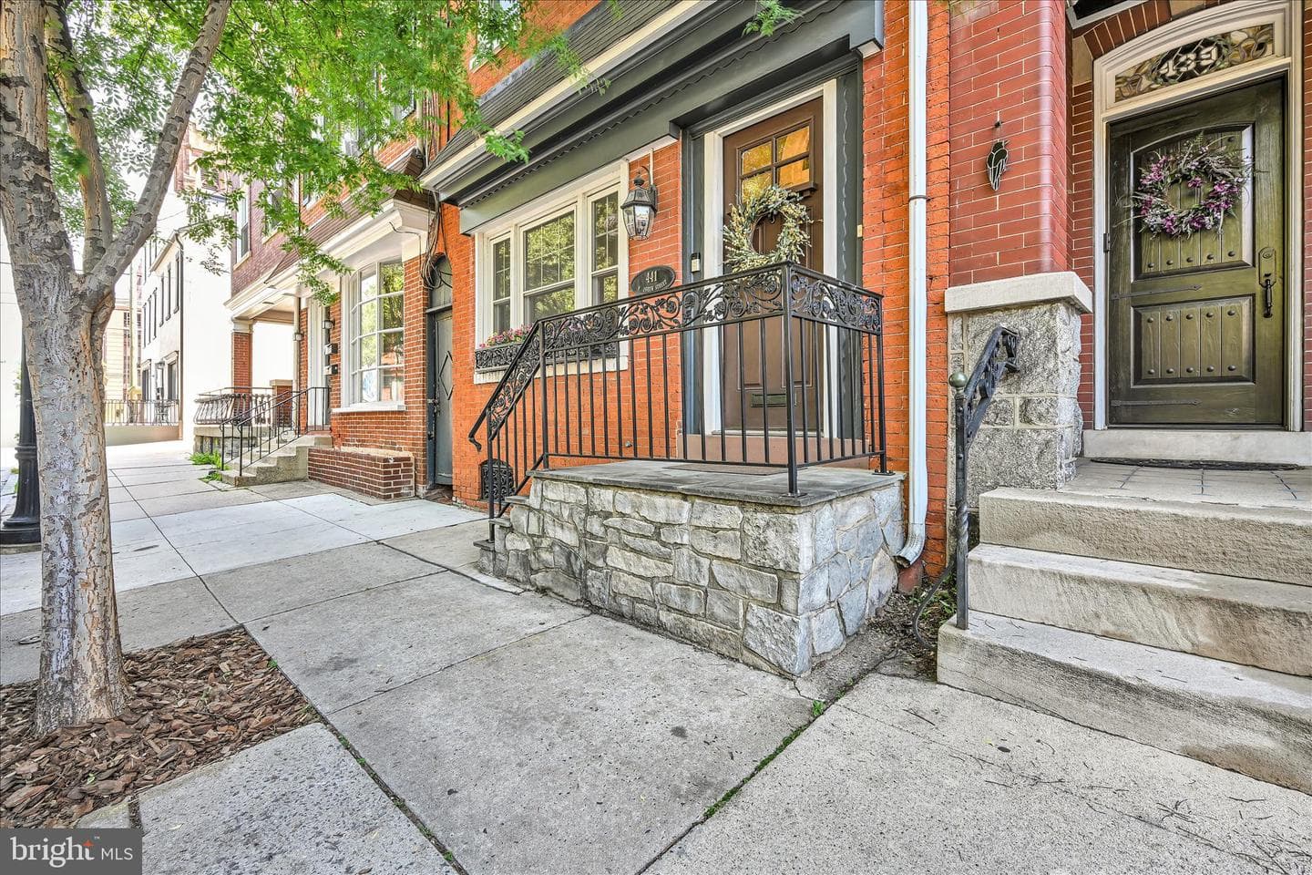 441 N Queen Street photo 4