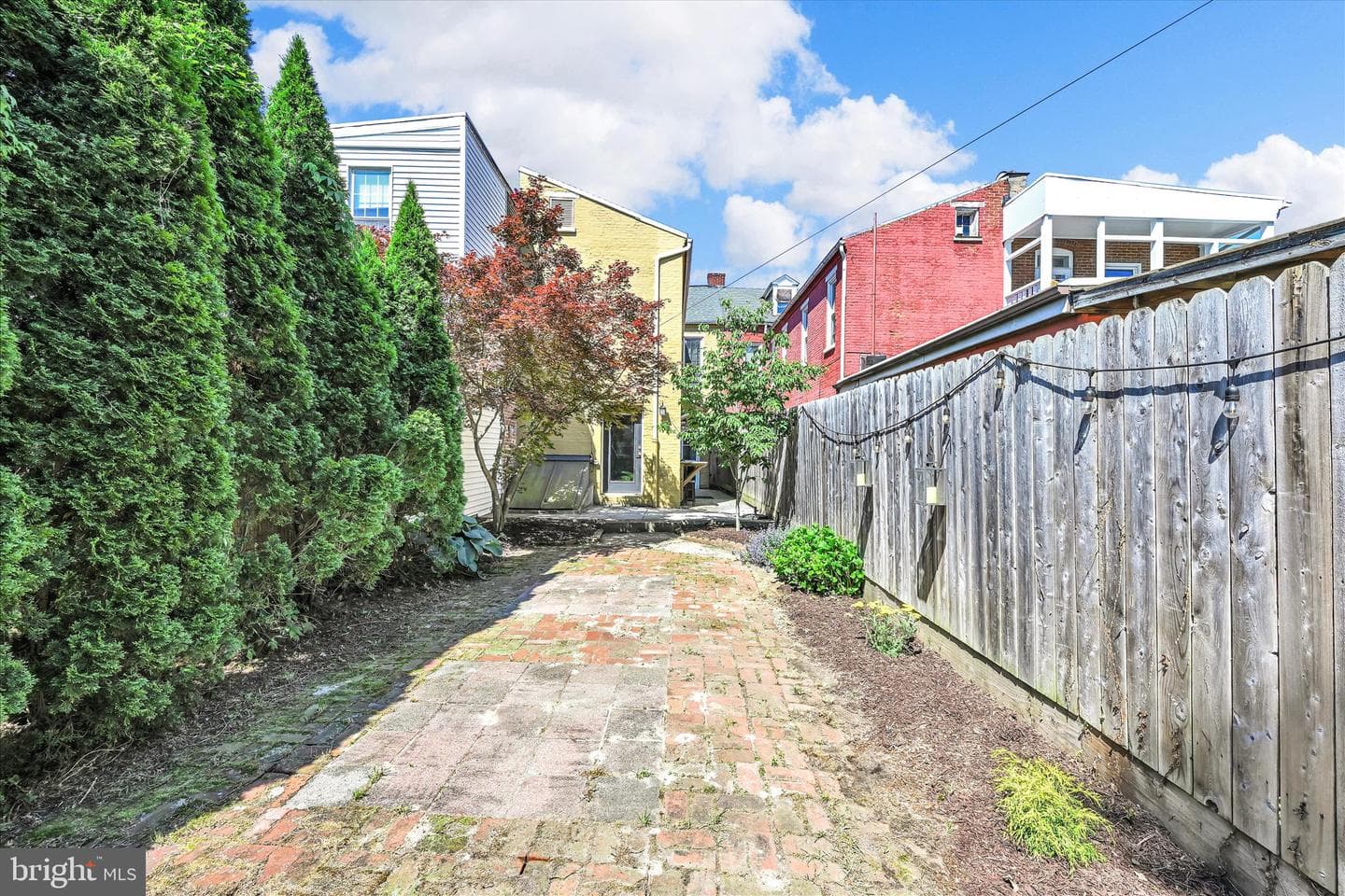 441 N Queen Street photo 63